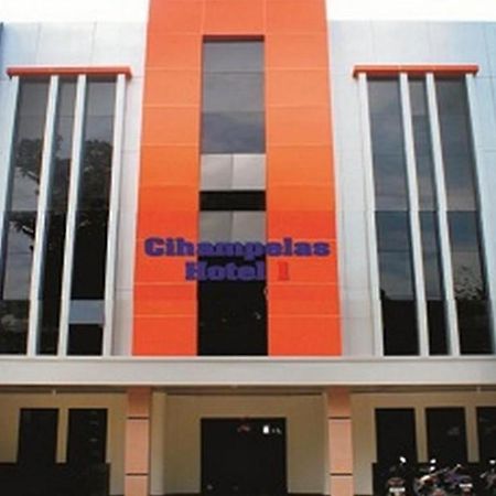Hotel Cihampelas 1 Bandung Buitenkant foto