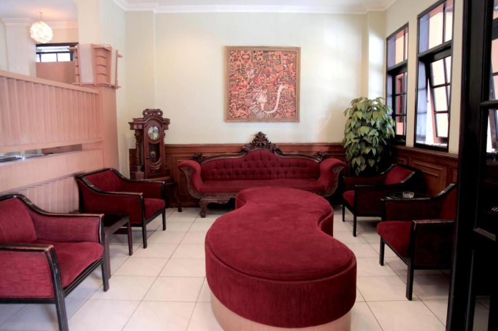 Hotel Cihampelas 1 Bandung Buitenkant foto