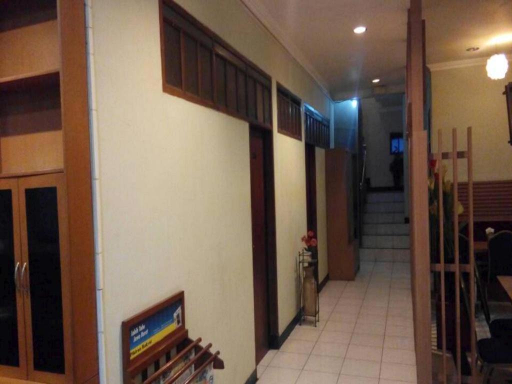 Hotel Cihampelas 1 Bandung Buitenkant foto