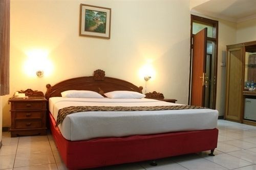 Hotel Cihampelas 1 Bandung Buitenkant foto